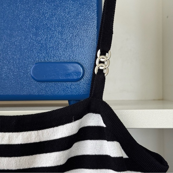 ESCADA Striped Knit Zip Up Sweater and Tank Set - Picture 6 of 8